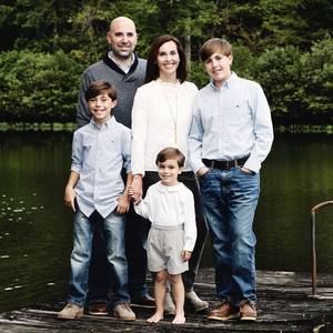 Meet your Posher, Jennifer